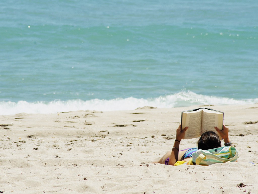 11 Great Seaside Novels